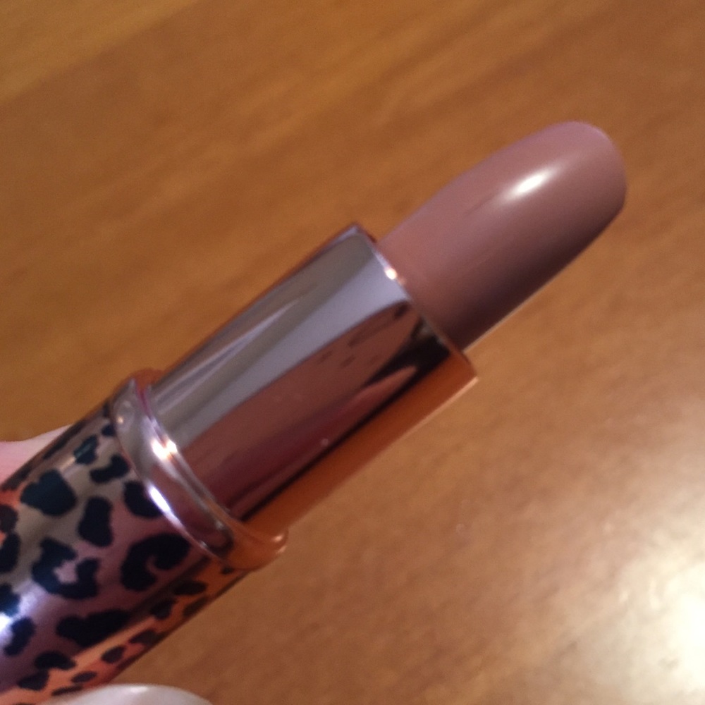 Charlotte Tilbury Lipstick 👄 - Picture 4 of 8